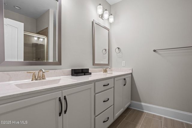 127 Lark Drive, West End, NC 27376