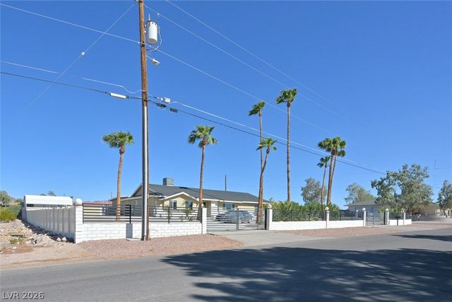 523 Emden Street, Henderson, NV 89015