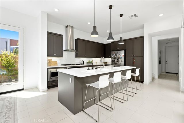 129 Terrapin, Irvine, CA 92618