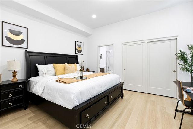 129 Terrapin, Irvine, CA 92618
