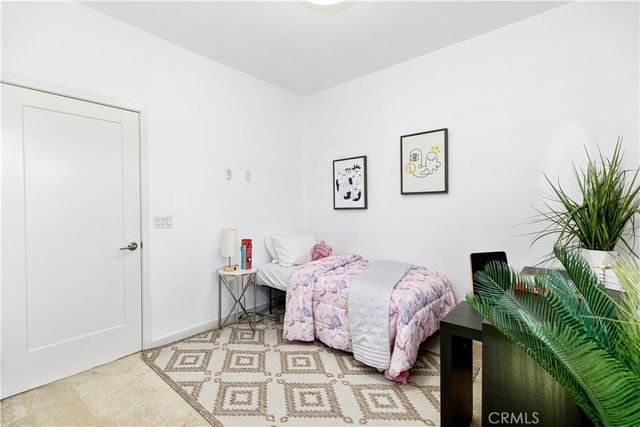 129 Terrapin, Irvine, CA 92618