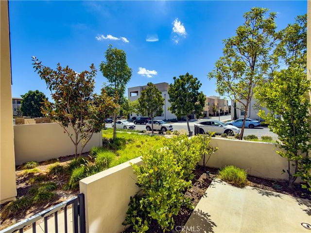 129 Terrapin, Irvine, CA 92618