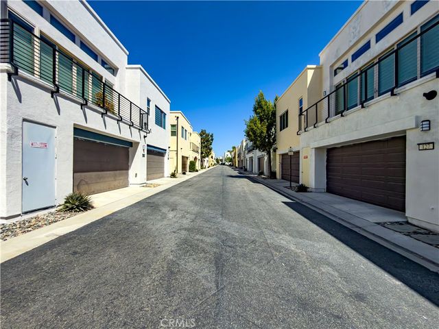 129 Terrapin, Irvine, CA 92618