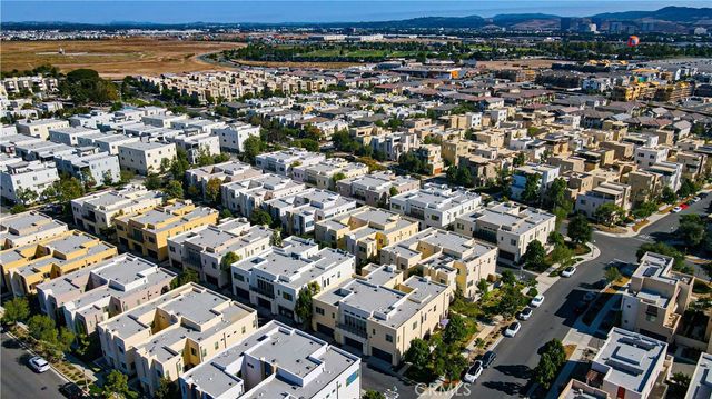 129 Terrapin, Irvine, CA 92618