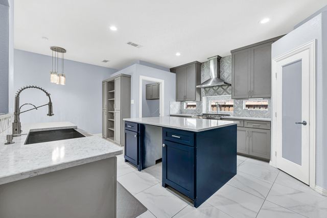 10051 Plainsman Lane, Frisco, TX 75035