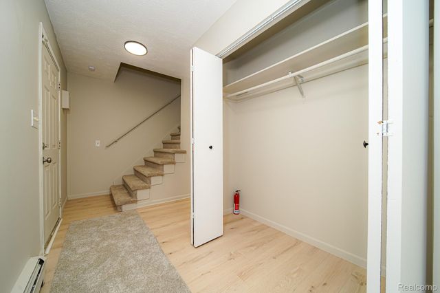 6578 Greene Haven Drive, Independence Charter Township, MI 48348