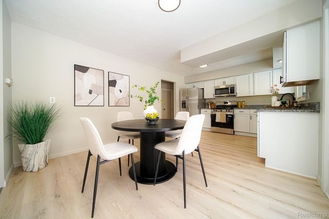 6578 Greene Haven Drive, Independence Charter Township, MI 48348