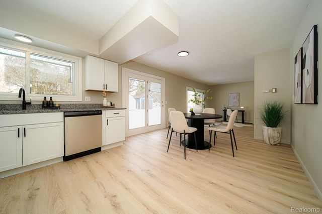 6578 Greene Haven Drive, Independence Charter Township, MI 48348