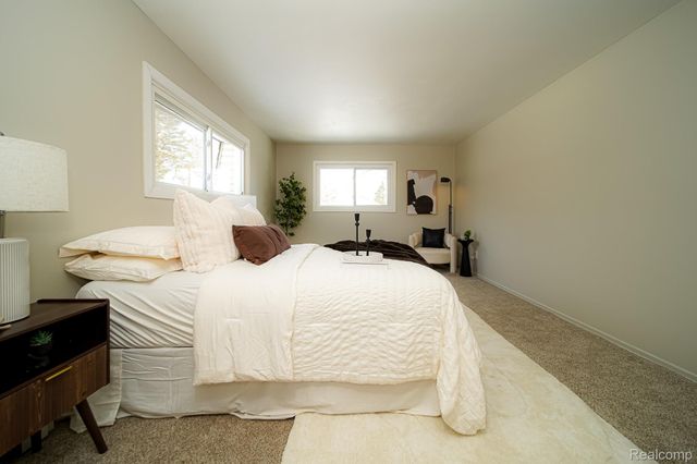 6578 Greene Haven Drive, Independence Charter Township, MI 48348