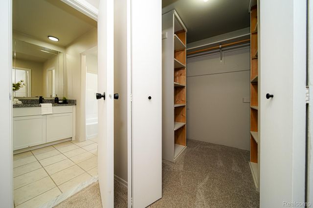 6578 Greene Haven Drive, Independence Charter Township, MI 48348