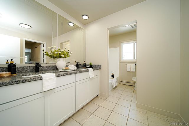 6578 Greene Haven Drive, Independence Charter Township, MI 48348