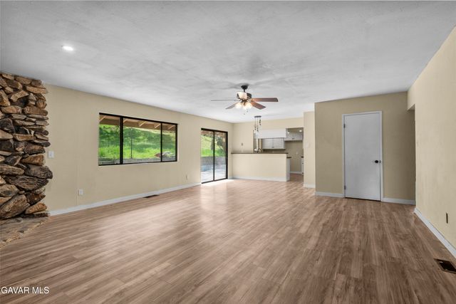29570 Butterfield Way, Tehachapi, CA 93561