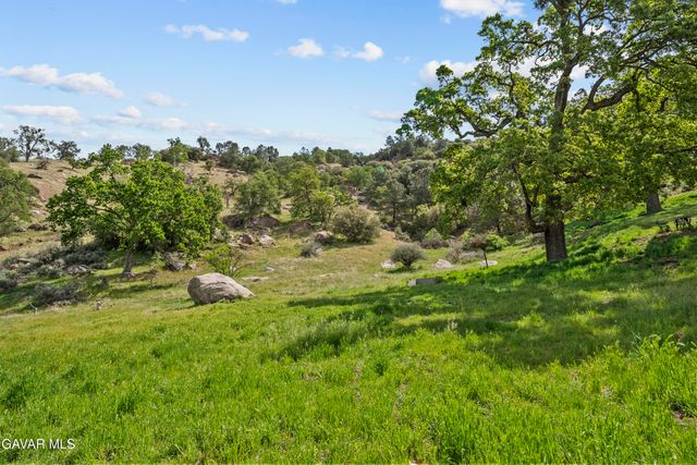 29570 Butterfield Way, Tehachapi, CA 93561