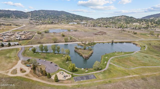 29570 Butterfield Way, Tehachapi, CA 93561