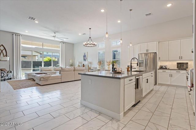 21147 W HILLCREST Boulevard, Buckeye, AZ 85396