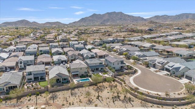 21147 W HILLCREST Boulevard, Buckeye, AZ 85396