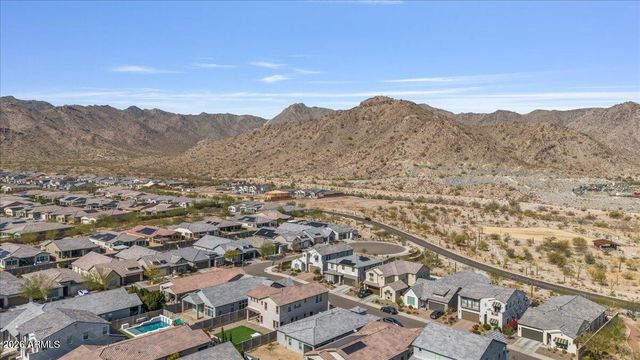 21147 W HILLCREST Boulevard, Buckeye, AZ 85396