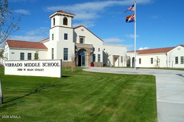 21147 W HILLCREST Boulevard, Buckeye, AZ 85396