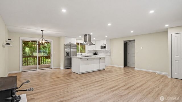 10220 319th Avenue NE, Carnation, WA 98014