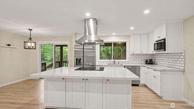 10220 319th Avenue NE, Carnation, WA 98014