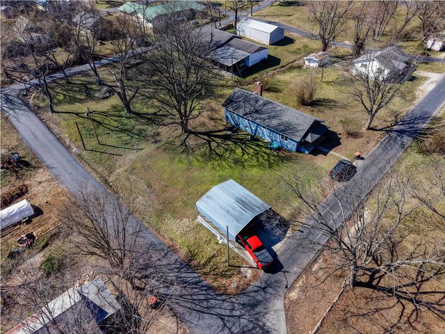 400 Couch Street, Alton, MO 65606