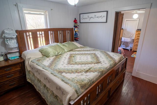 400 Couch Street, Alton, MO 65606