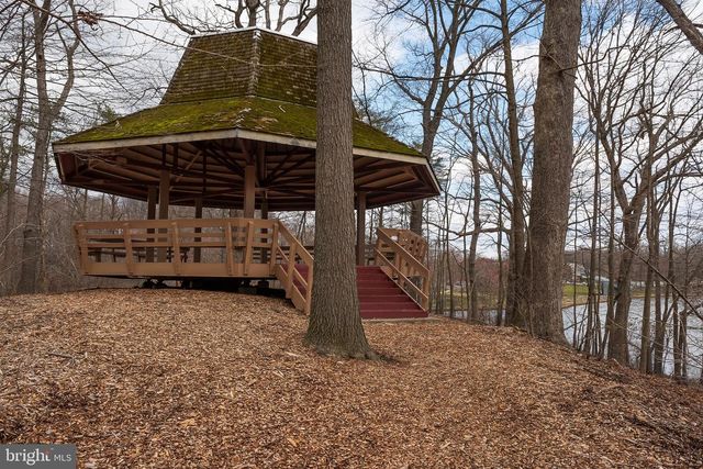 7304 WESTWIND DR, Bowie, MD 20715
