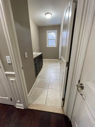 50181 Dante Court, New Baltimore, MI 48047