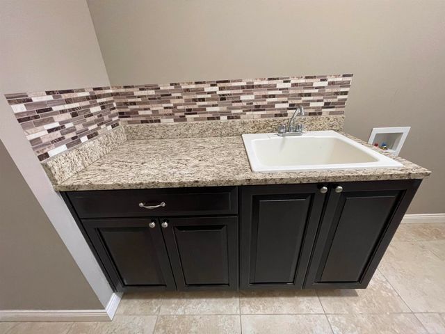 50181 Dante Court, New Baltimore, MI 48047