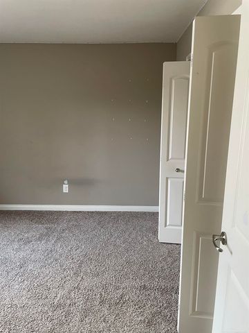 50181 Dante Court, New Baltimore, MI 48047