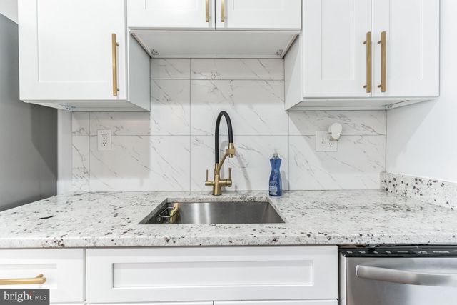 2511 WEST ST SE, Washington, DC 20020