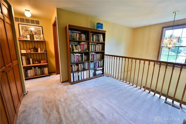 2424 Rockingham Drive, Troy, OH 45373