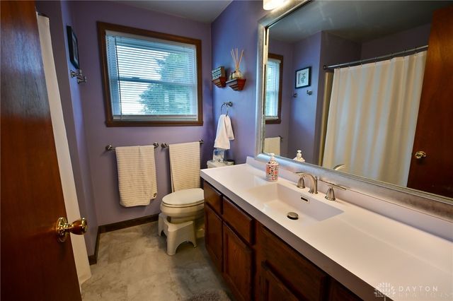 2424 Rockingham Drive, Troy, OH 45373