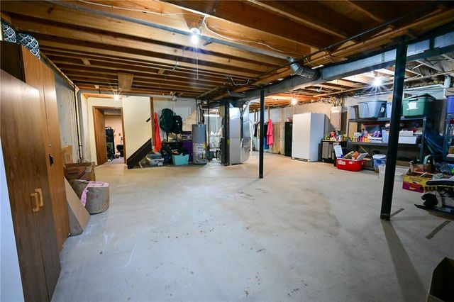2424 Rockingham Drive, Troy, OH 45373