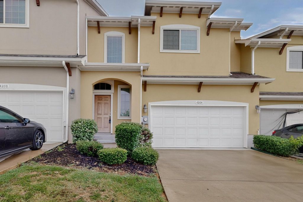 4204 Nia Drive, Irving, TX 75038