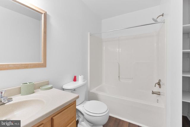 1307 MONROE AVE, Front Royal, VA 22630