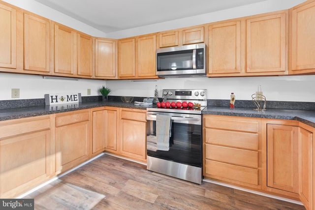1307 MONROE AVE, Front Royal, VA 22630