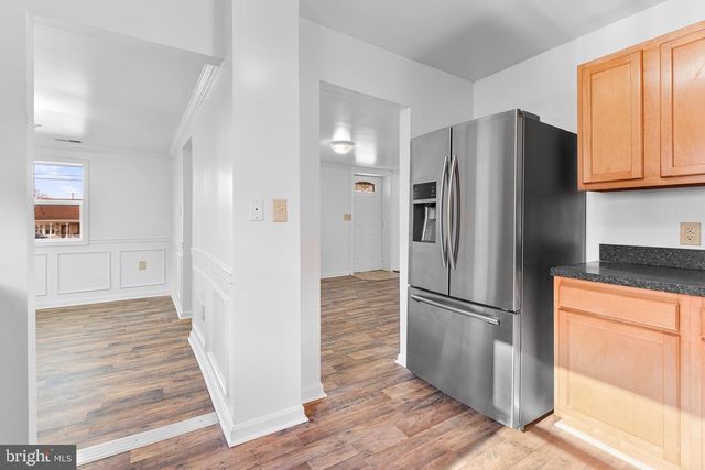 1307 MONROE AVE, Front Royal, VA 22630