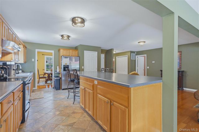 302 Lakeside Road, Newburgh, NY 12550