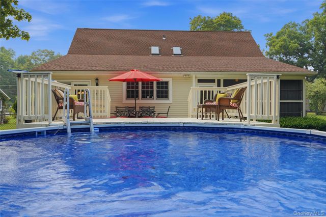 302 Lakeside Road, Newburgh, NY 12550