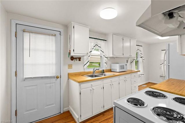 103 Howard Street, Pilot Mountain, NC 27041