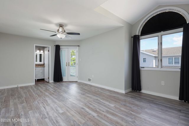105 Atlantic Avenue, Waretown, NJ 08758