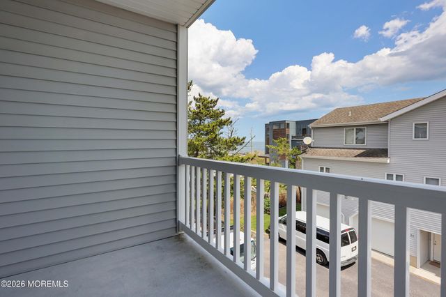 105 Atlantic Avenue, Waretown, NJ 08758