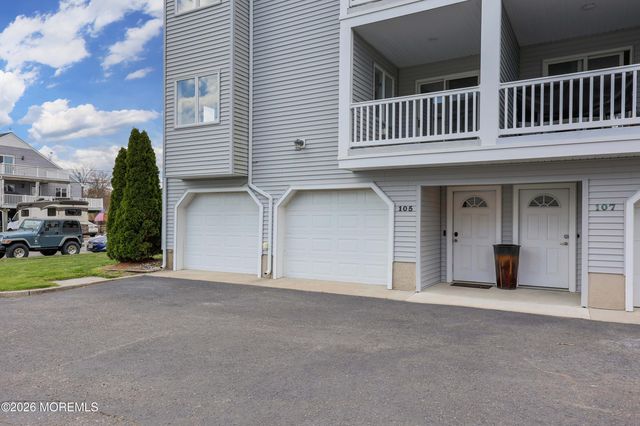 105 Atlantic Avenue, Waretown, NJ 08758