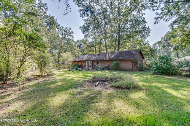 405 Deborah Circle, Jackson, MS 39212