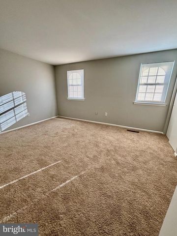 4703 ST DENIS DR, Philadelphia, PA 19114