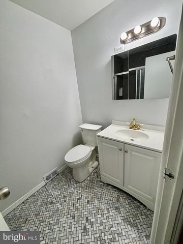 4703 ST DENIS DR, Philadelphia, PA 19114