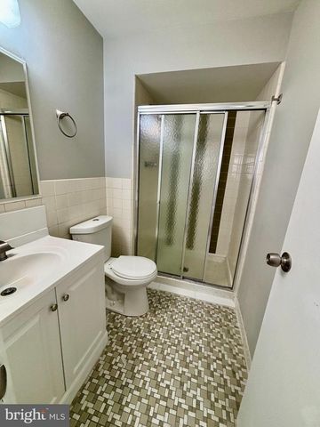 4703 ST DENIS DR, Philadelphia, PA 19114