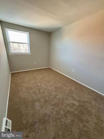 4703 ST DENIS DR, Philadelphia, PA 19114