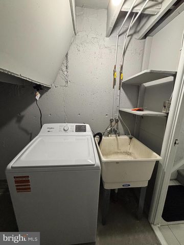 4703 ST DENIS DR, Philadelphia, PA 19114